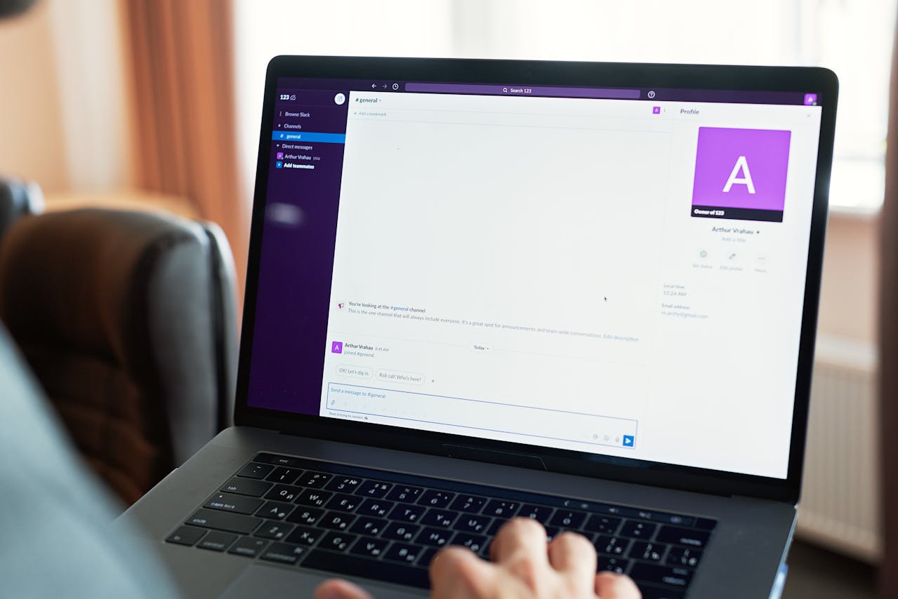 Site internet gratuit Nantes | Agence web Fair